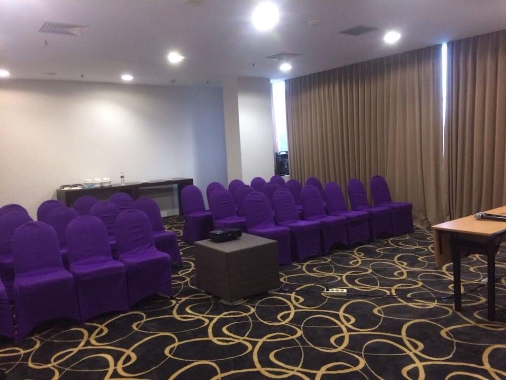 Quest Hotel Darmo - Surabaya By Aston Luaran gambar
